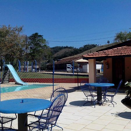 Pousada E Pesqueiro Trem Do Peixe Monte Alegre do Sul Zewnętrze zdjęcie